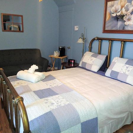 Au Coeur De Magog Bed & Breakfast Eksteriør bilde