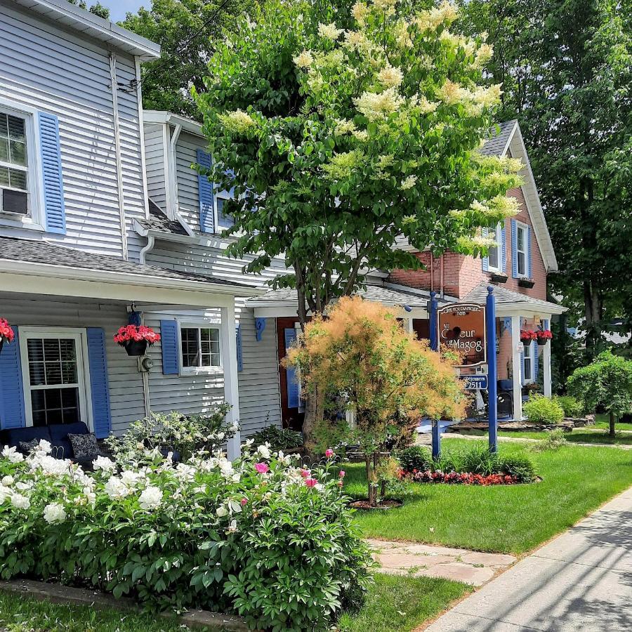 Au Coeur De Magog Bed & Breakfast Eksteriør bilde