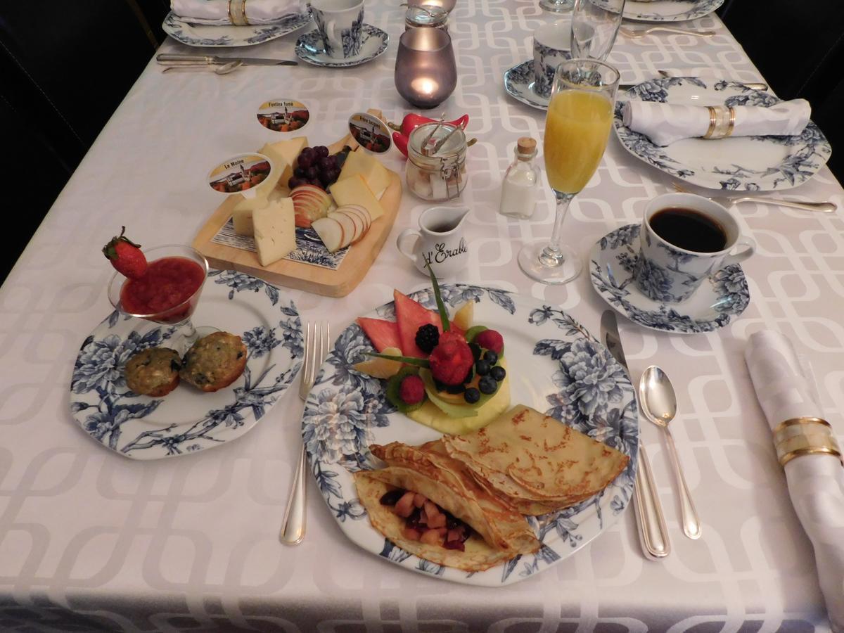 Au Coeur De Magog Bed & Breakfast Eksteriør bilde