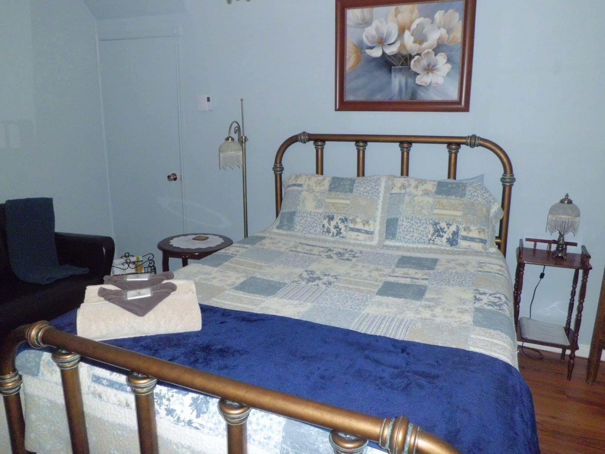 Au Coeur De Magog Bed & Breakfast Eksteriør bilde
